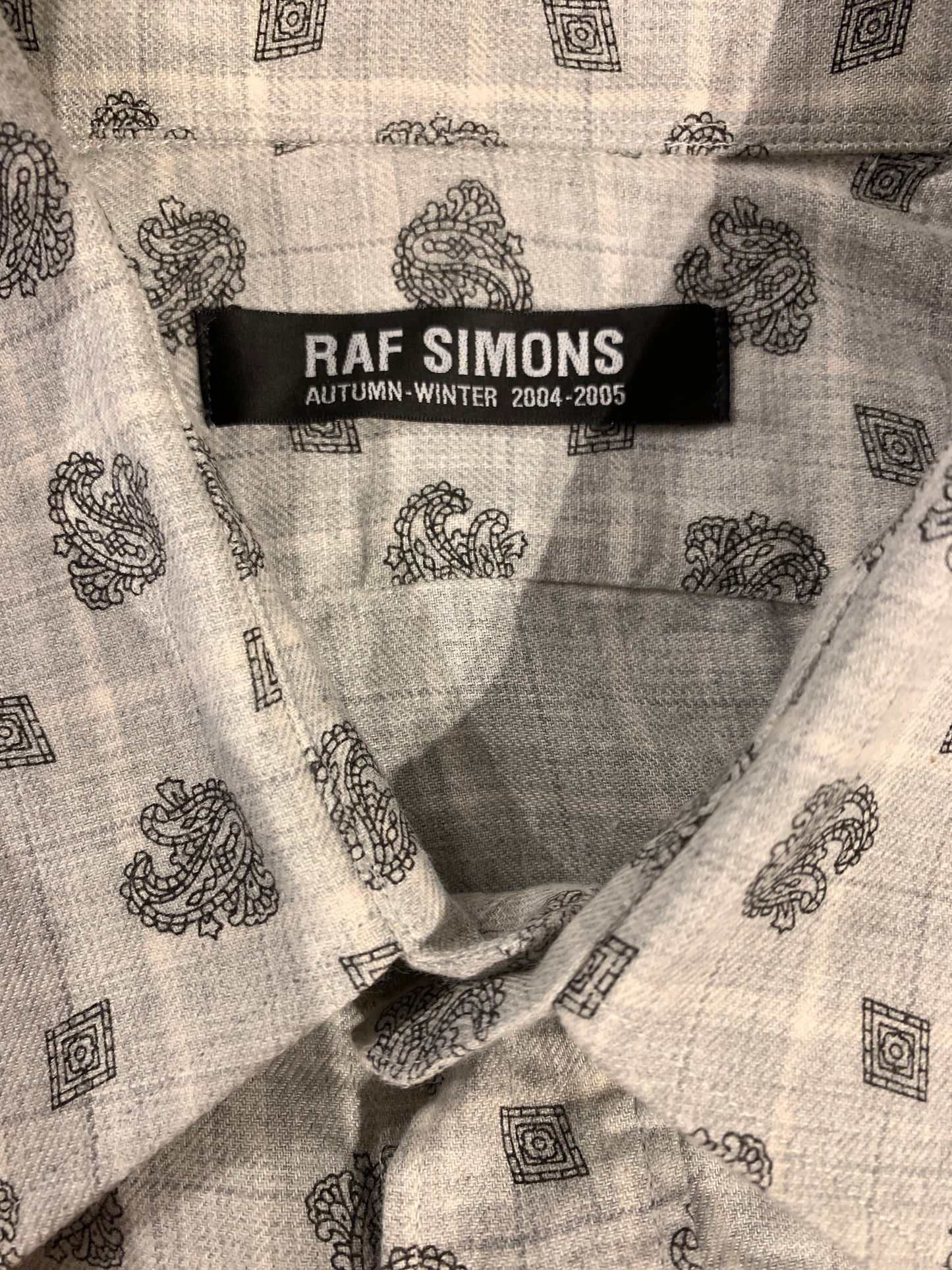 Raf Simons A/W 2004/05 Waves collection oversized cotton paisley print shirt