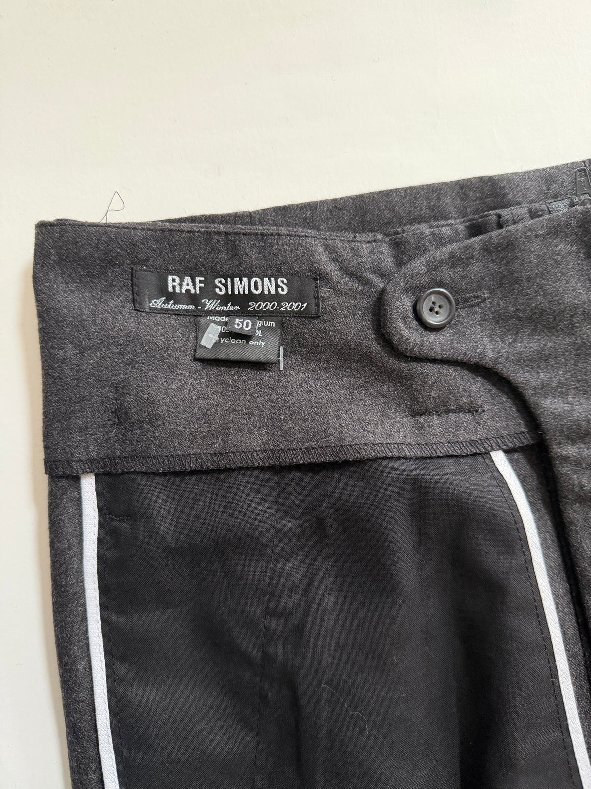 Raf Simons AW 2000-2001 "Confusion" Class 3/4 Pleated Wool Pants – Size 50