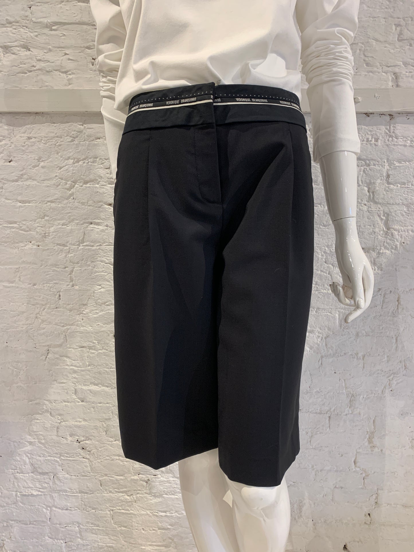 Veronique Branquinho Black Wool Tailored Short Trousers With Exposed Waistband