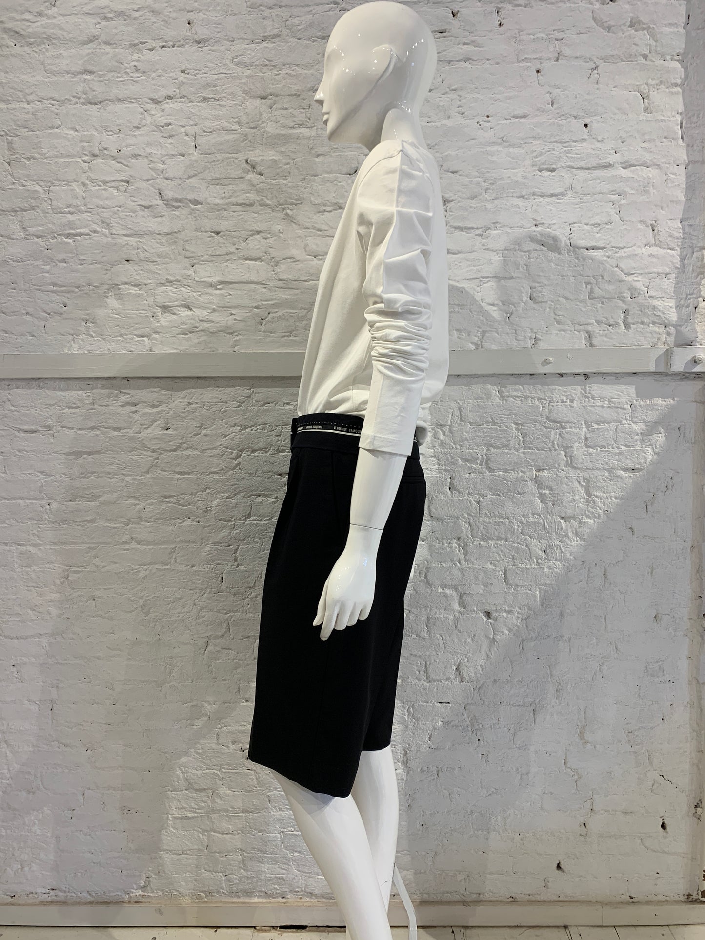 Veronique Branquinho Black Wool Tailored Short Trousers With Exposed Waistband