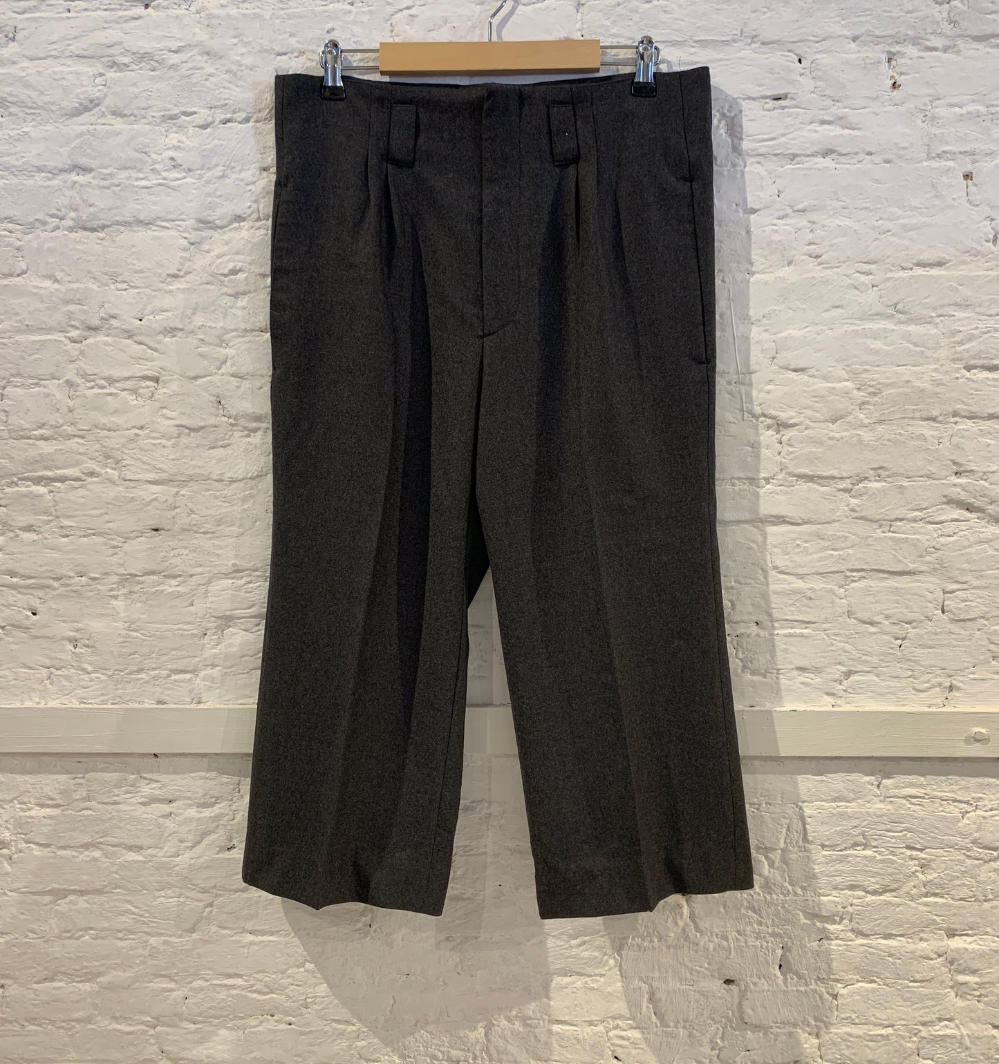 Raf Simons, A/W 2000/2001 Confusion Collection Wool Pleated 3/4 Short Trousers