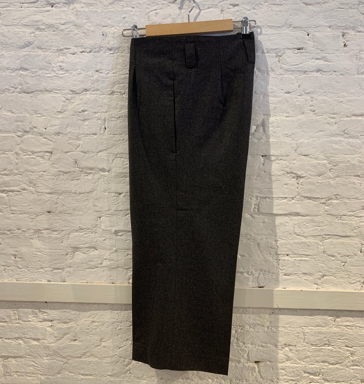 Raf Simons, A/W 2000/2001 Confusion Collection Wool Pleated 3/4 Short Trousers