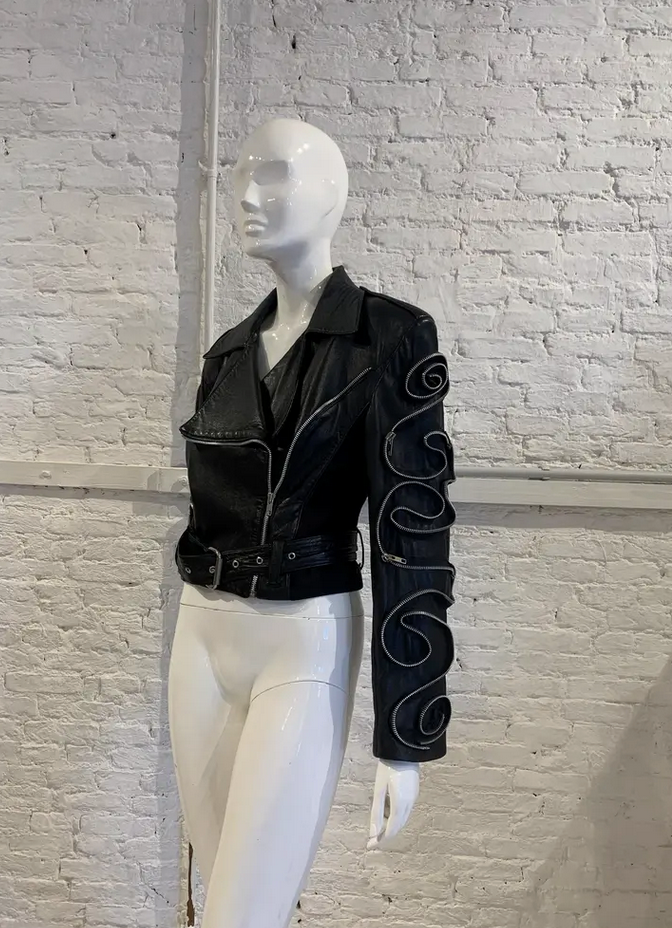 Vintage 1980s/90s Helen Storey Women's Black Leather Biker Zip Jacket