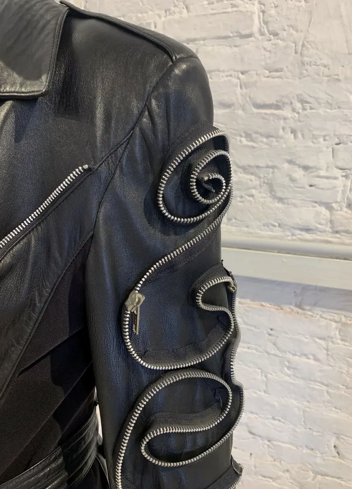 Vintage 1980s/90s Helen Storey Women's Black Leather Biker Zip Jacket
