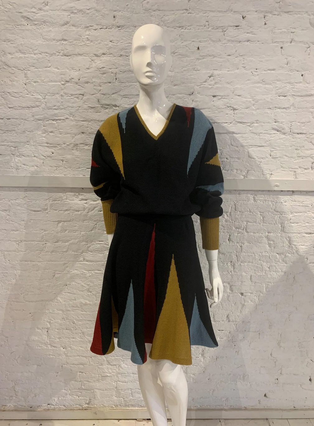 Vintage 1970s/80s Kansai Yamamoto Batwing sleeve and Skater skirt Set Colour Block