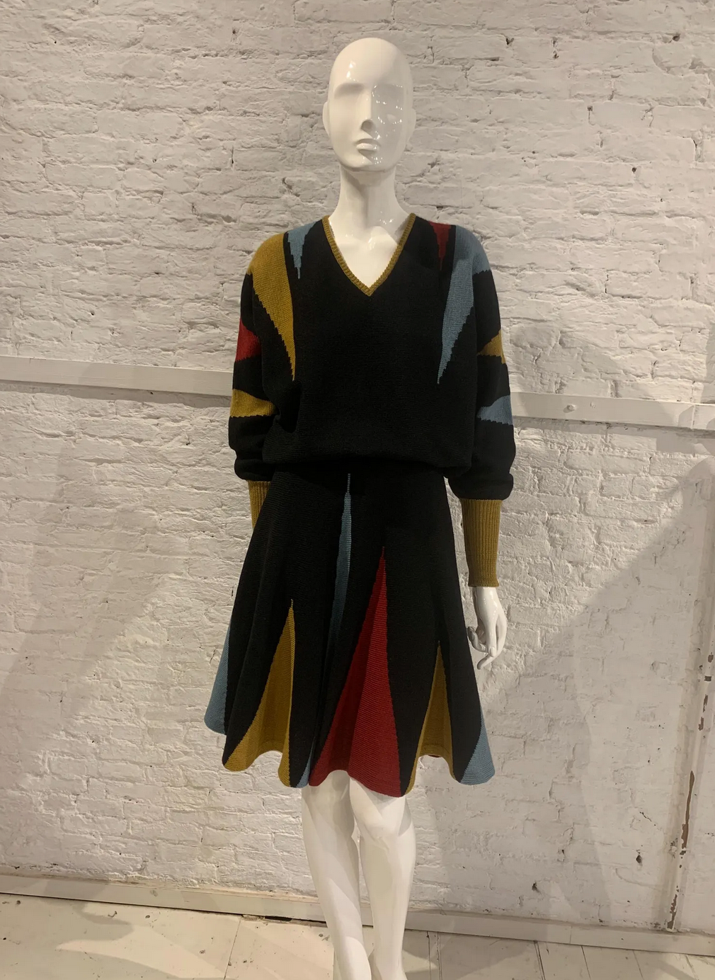 Vintage 1970s/80s Kansai Yamamoto Batwing sleeve and Skater skirt Set Colour Block