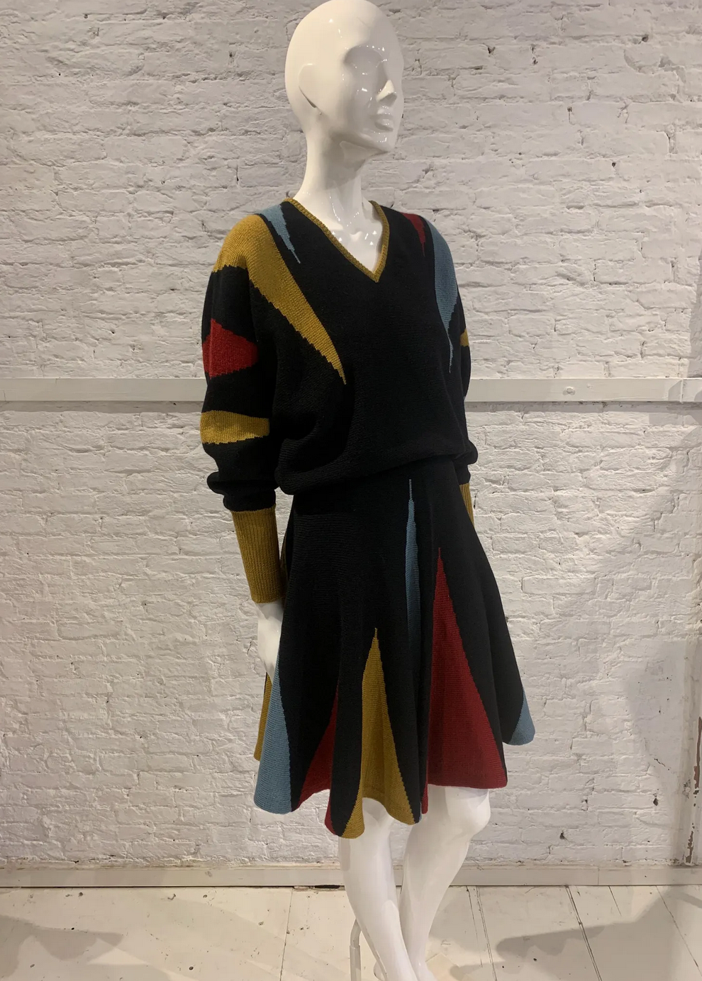 Vintage 1970s/80s Kansai Yamamoto Batwing sleeve and Skater skirt Set Colour Block