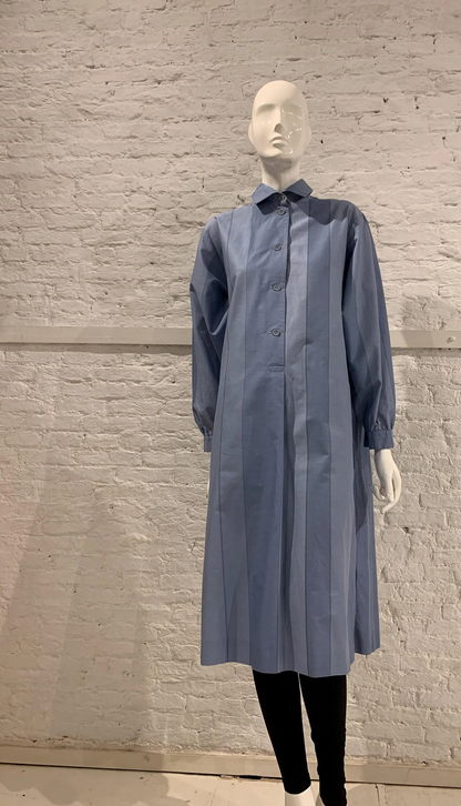 Designer Lot - 20 vintage dresses.